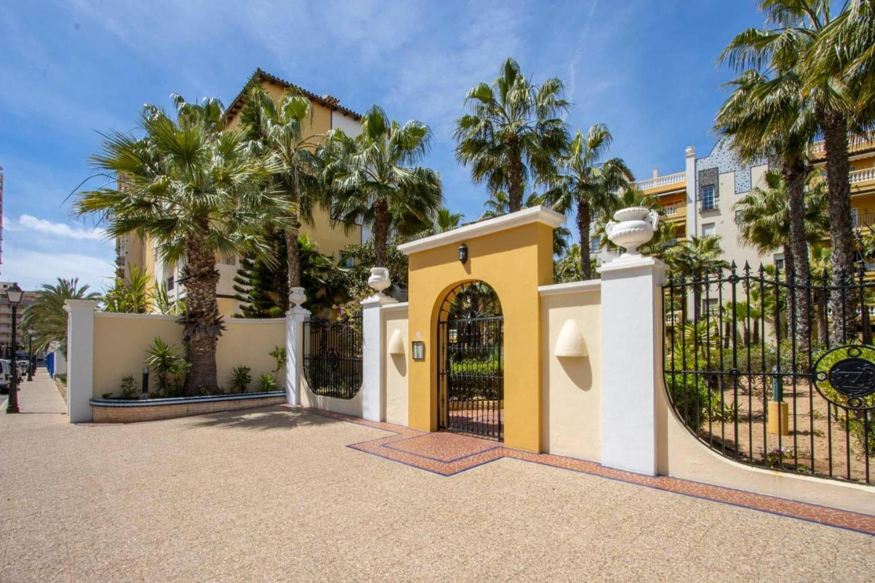 Aldea Del Mar Buganvilla Apartament Torrevieja Buitenkant foto
